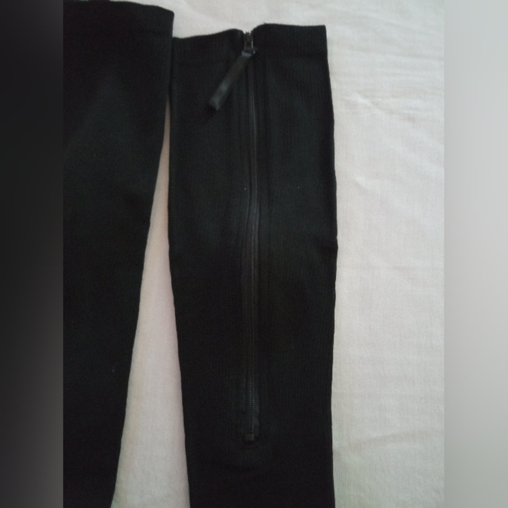 Compression Socks, Black, Open Toe - Picture 4 of 5